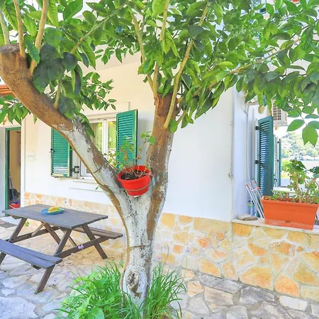Apartment Zouli Athina *